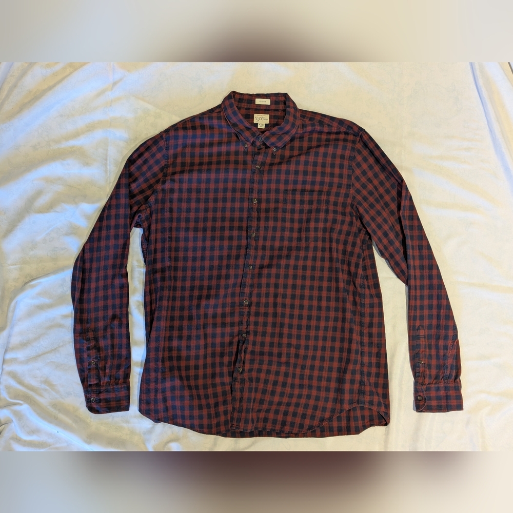 J. Crew Men's Navy and Burgundy Plaid Shirt